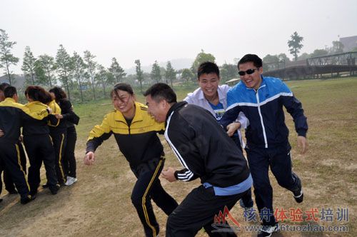 太湖鄉(xiāng)村牛仔拓展訓(xùn)練報(bào)道 核舟拓展培訓(xùn)